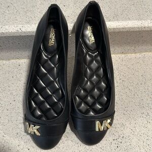 MICHAEL Michael Kors Womens Jilly Black Faux Leather Slip-On Ballet Flats